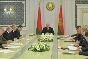 Правительство Белоруссии сложило полномочия перед вновь избранным президентом