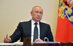 Путин в беседе с Меркель назвал неприемлемыми попытки вмешаться извне в дела Белоруссии