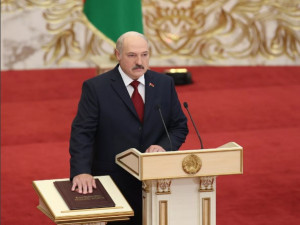 Президент РФ назвал своевременной работу над изменениями в Конституцию Белоруссии