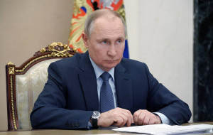 Путин призвал соблюдать этику и закон, избегать пустословия на выборах в Госдуму