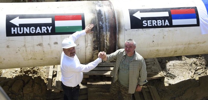 МИД Венгрии: получать российски газ в обход Украины - суверенное право страны
