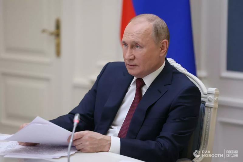 Путин счел необходимым телефонный разговор с Байденом, заявил Песков