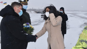 Министр обороны Канады прибыла на Украину с двухдневным визитом