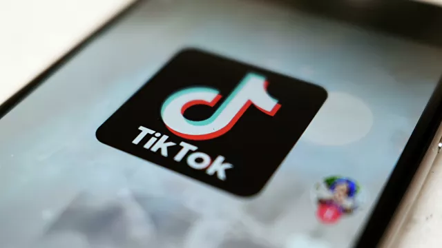 TikTok ввел ограничения на работу сервиса в России из-за закона о "фейках"