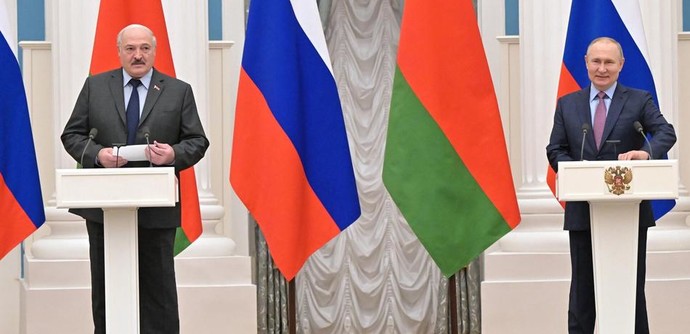 Лукашенко: Западу не удастся задавить такую страну, как Россия