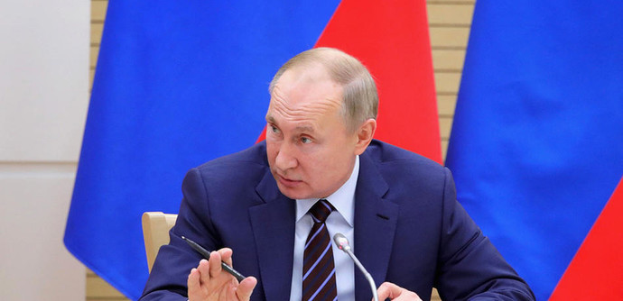 Путин заявил о провальности планов экономического удушения России