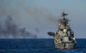 Ранее стало известно, что близ российского ракетного крейсера «Москва» заметили патрульный разведывательный противолодочный самолет (ВВС) США...