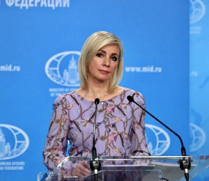 Захарова заявила об отсутствии у Москвы доверия к переговорщикам Киева