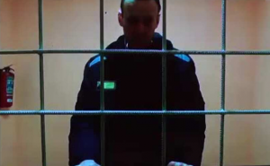 Британский дипломат Том Хипс приехал на суд по Навальному