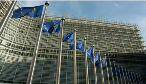 «Европейская бюрократия по своим объёмам превышает советскую»: как меняется политика ЕС в вопросах санкций против РФ