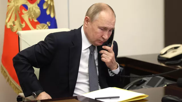 Путин поговорил по телефону с президентом Казахстана