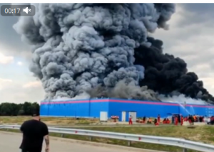 Число пострадавших при пожаре на складе Ozon в Московской области выросло до 11, двое из них в больницах